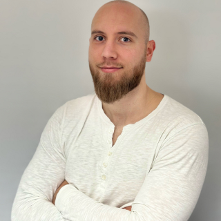 Mitarbeiterfoto von Julien Behnert