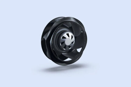 RadiCal Radialventilator von ebm-papst mit rückwärts gekrümmten Laufrädern aus High-Tech Verbundmaterial für hohen Wirkungsgrad